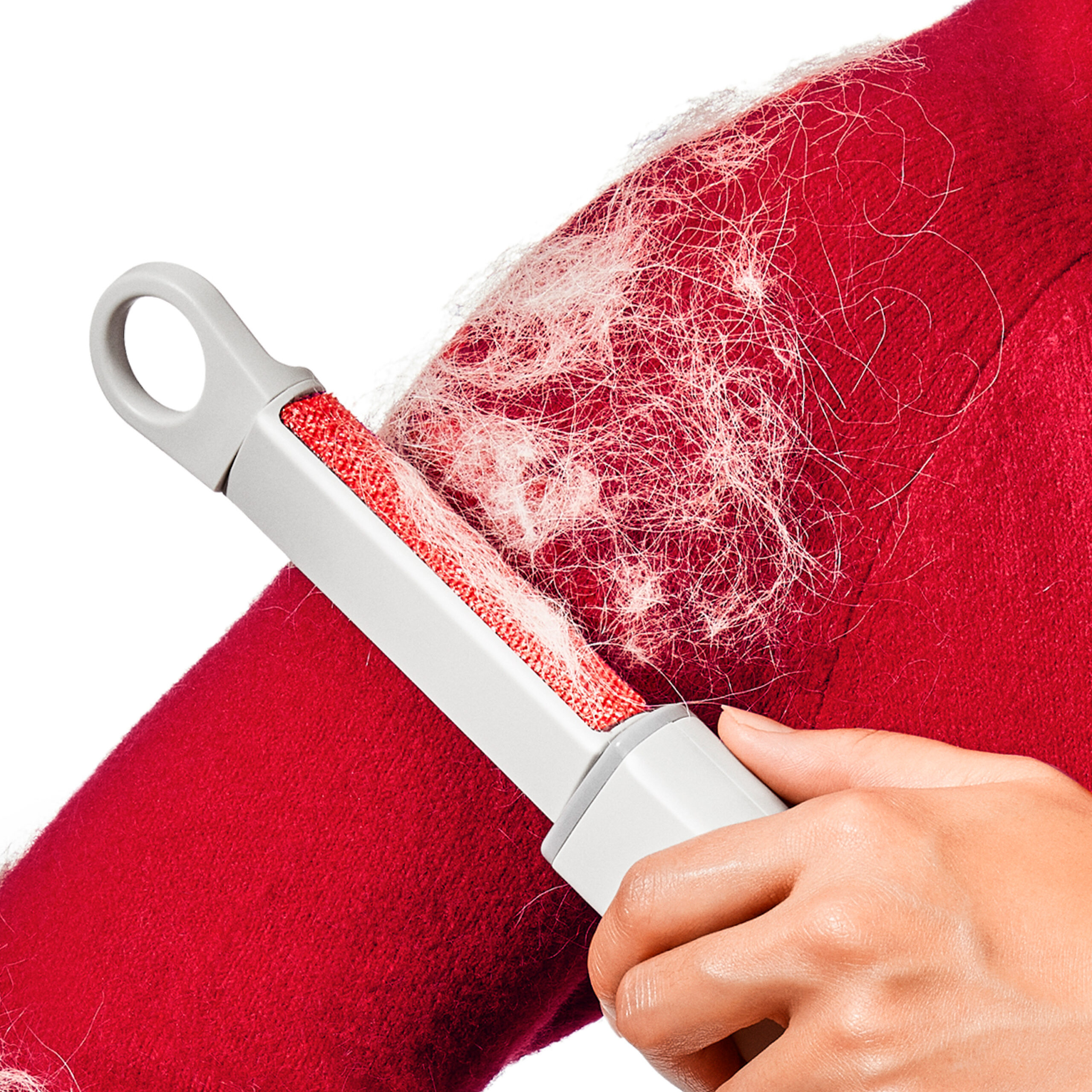 Lint Brush vs. Lint Roller? Which One is Right for You?